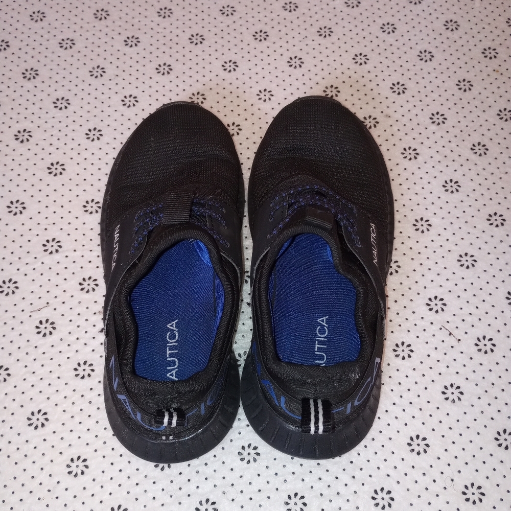 Nautica Boys Slip on laced up Sneakers